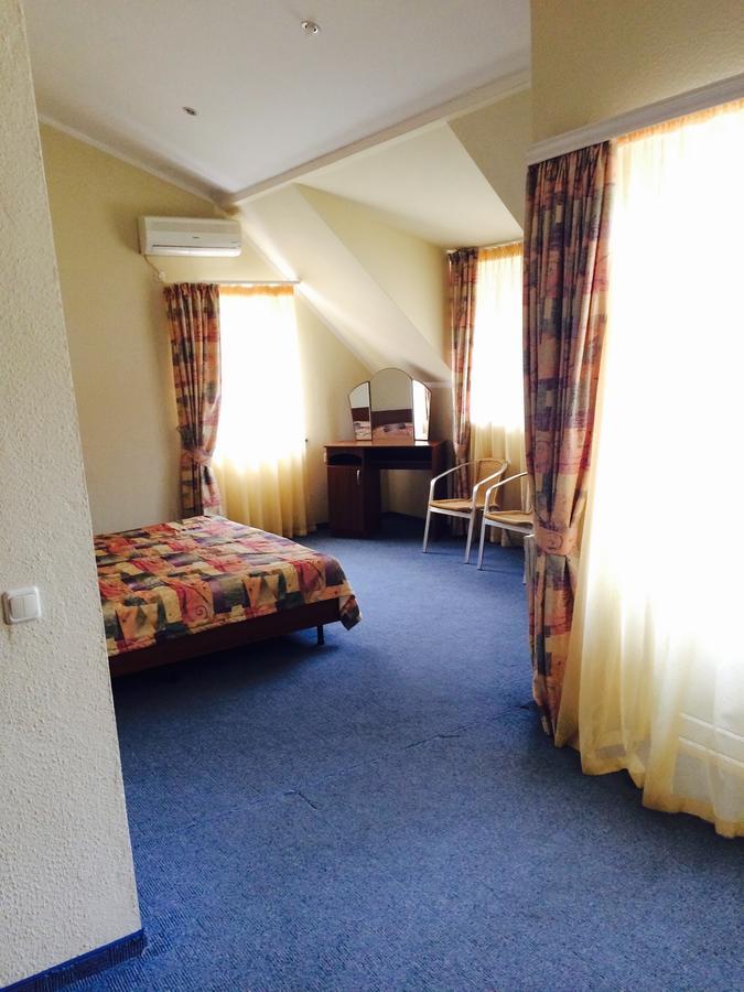 Samshit 555 Hotel Очамчира Екстериор снимка