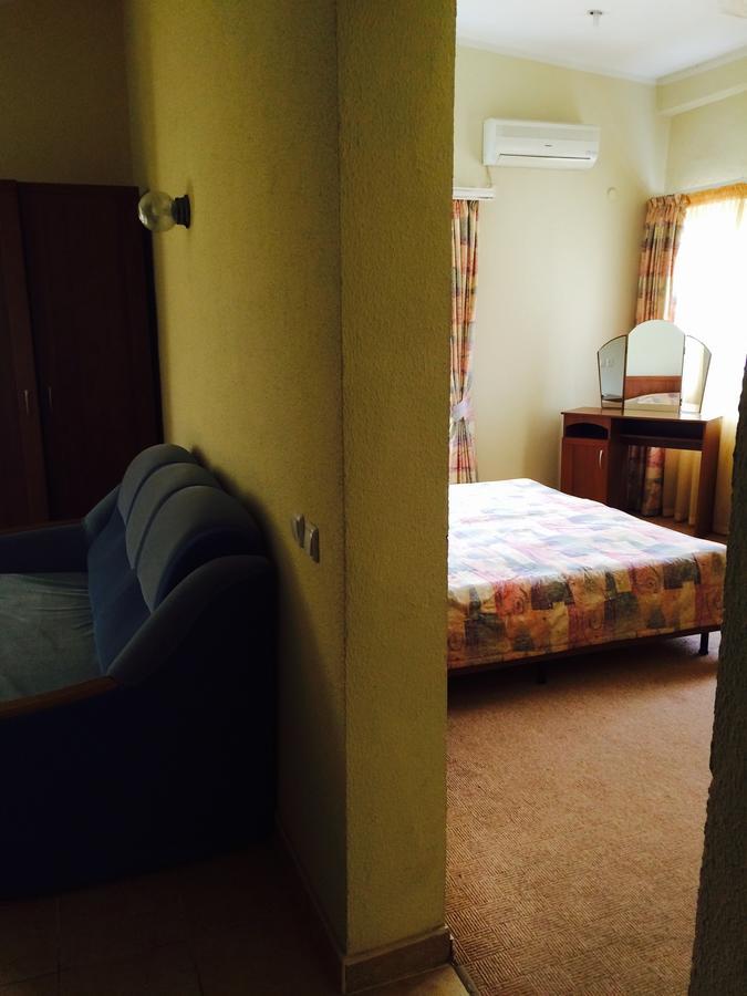 Samshit 555 Hotel Очамчира Екстериор снимка