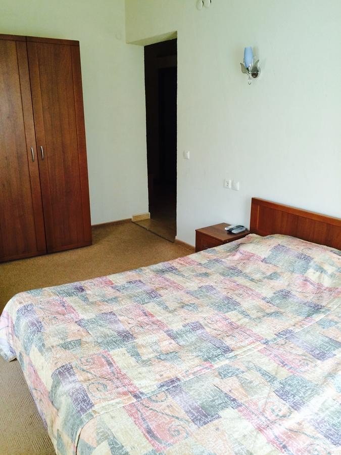 Samshit 555 Hotel Очамчира Екстериор снимка