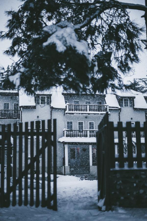 Samshit 555 Hotel Очамчира Екстериор снимка