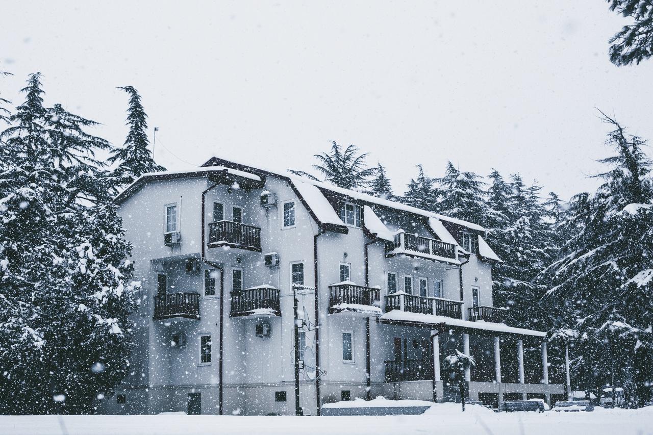 Samshit 555 Hotel Очамчира Екстериор снимка